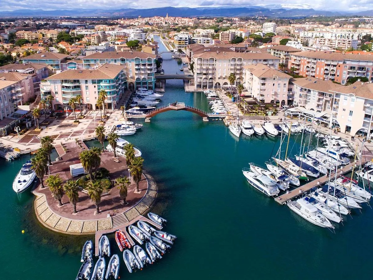 Apartment Appartement Moderne A Frejus 39 M² Vue Sur Mer