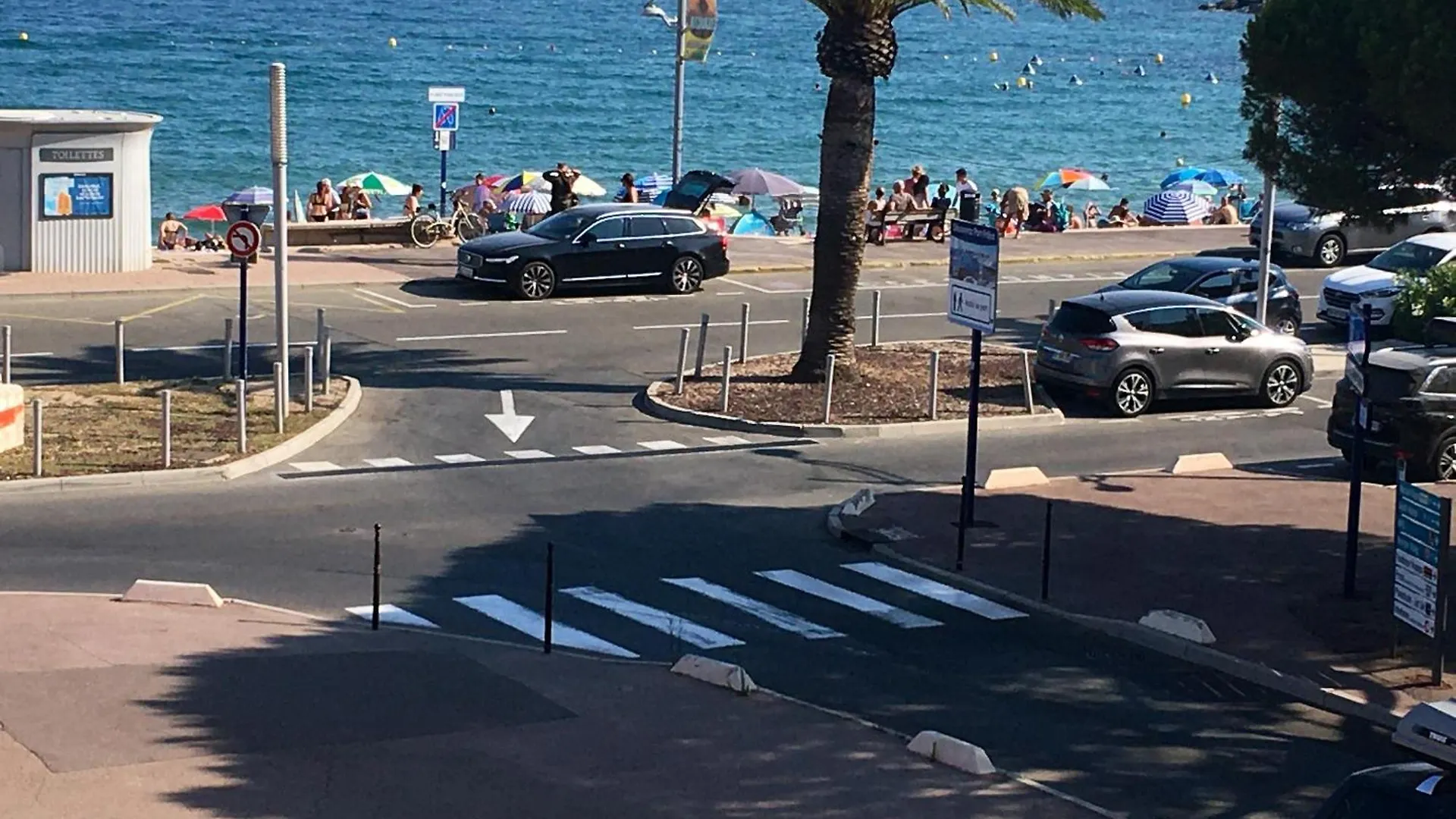 Appartement Moderne A Frejus 39 M² Vue Sur Mer 0*,  France