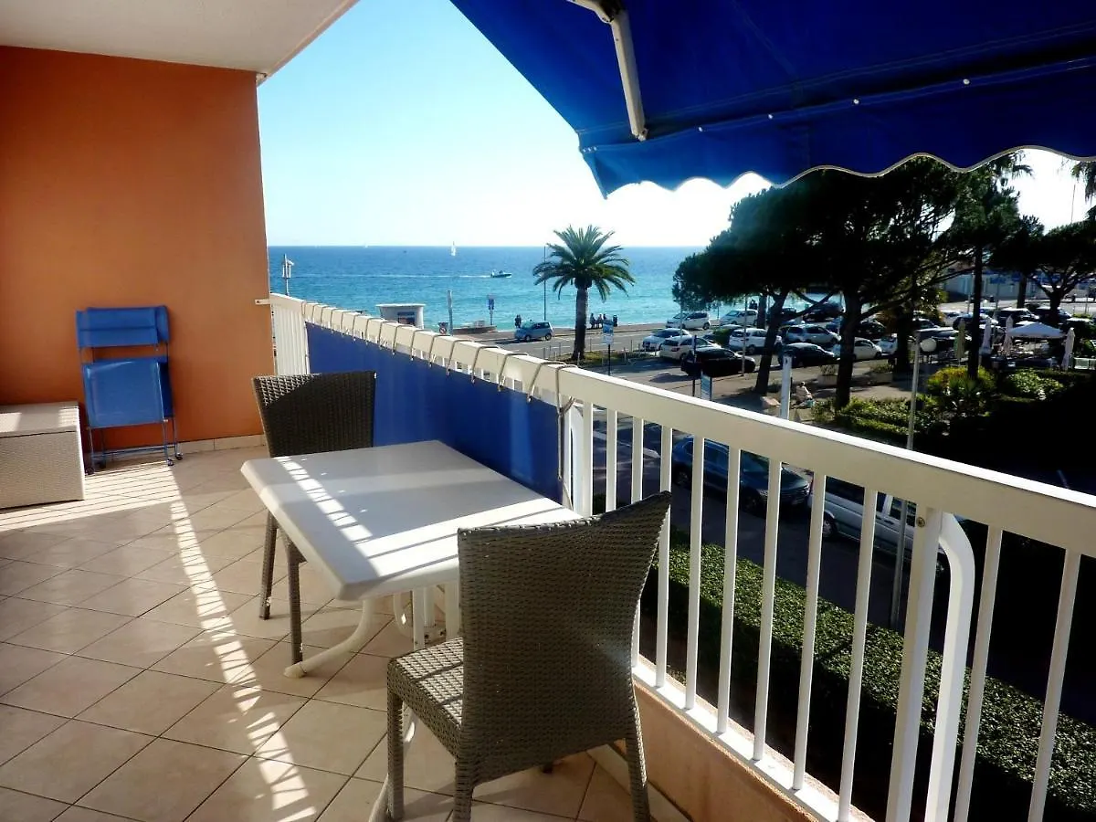 Appartement Moderne A Frejus 39 M² Vue Sur Mer